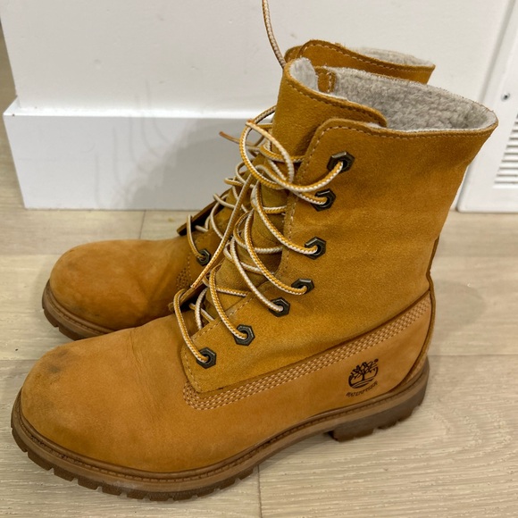 Timberland Wheat Nubuck Lace-Up Boots - Picture 7 of 9